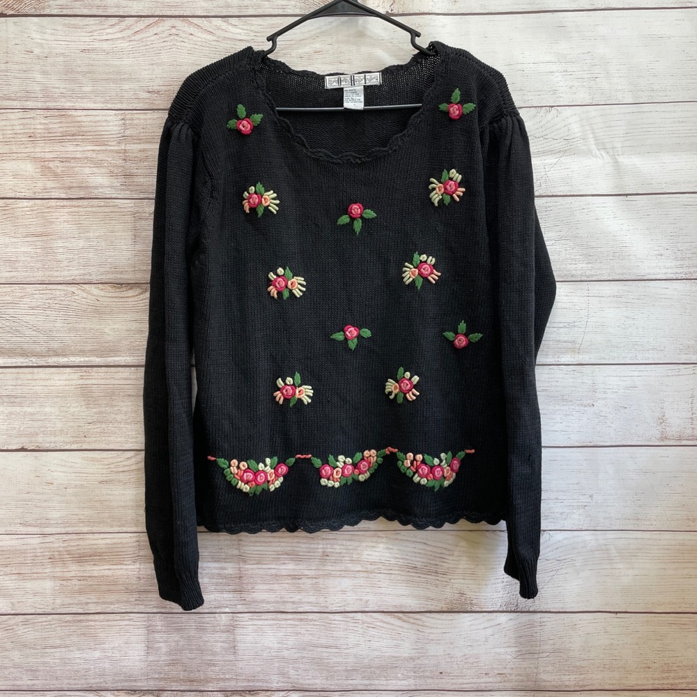 VINTAGE O H I EMBROIDERED FLORAL SWEATER IN‎ BLACK